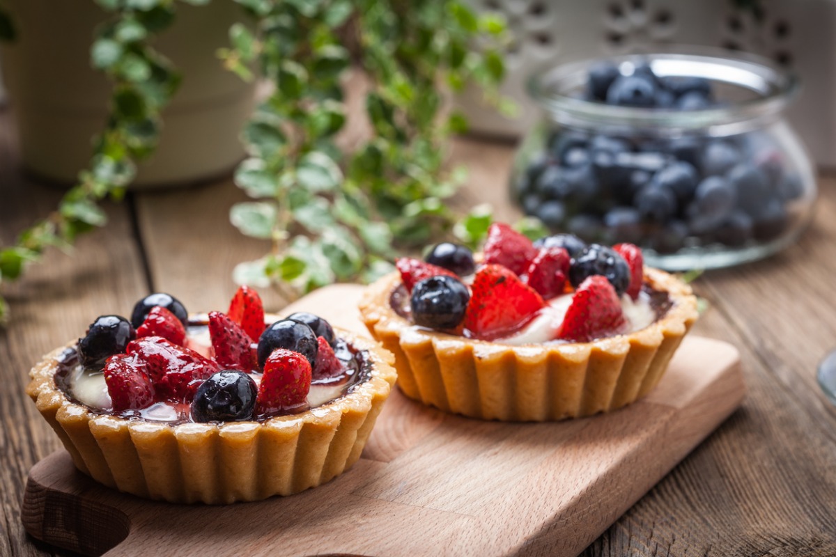 Cestini di frolla ai frutti di bosco