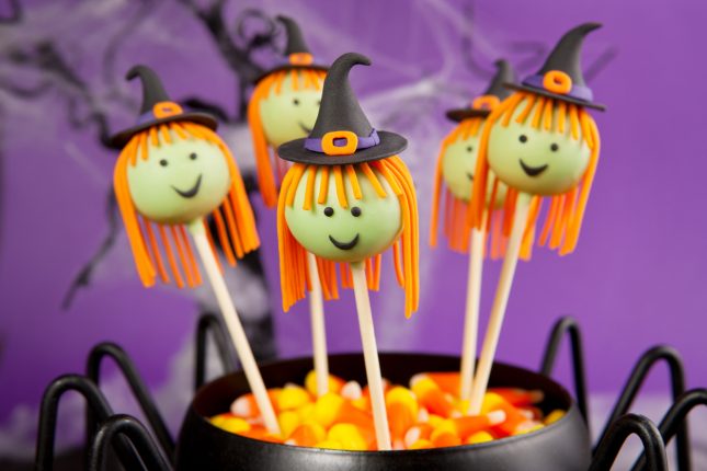 Halloween Cake Pops