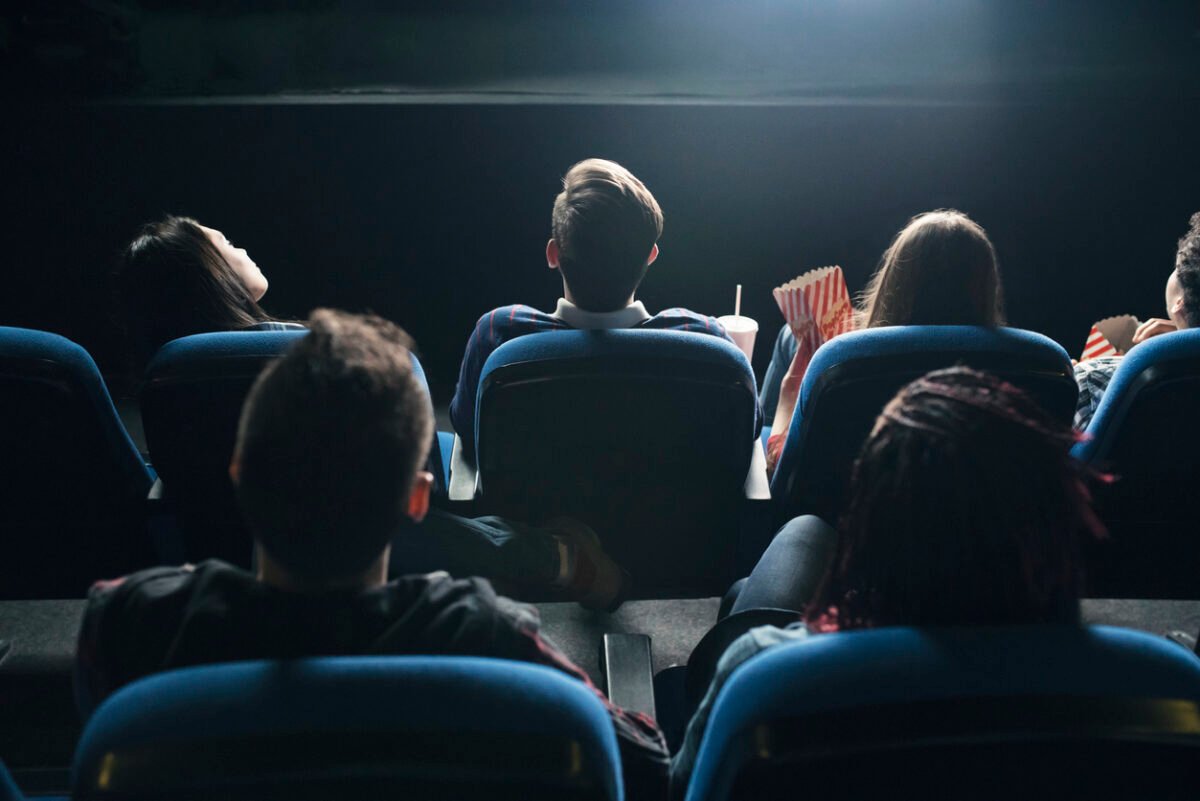 persone al cinema