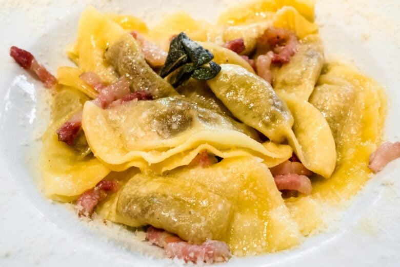 Casoncelli burro, salvia e pancetta