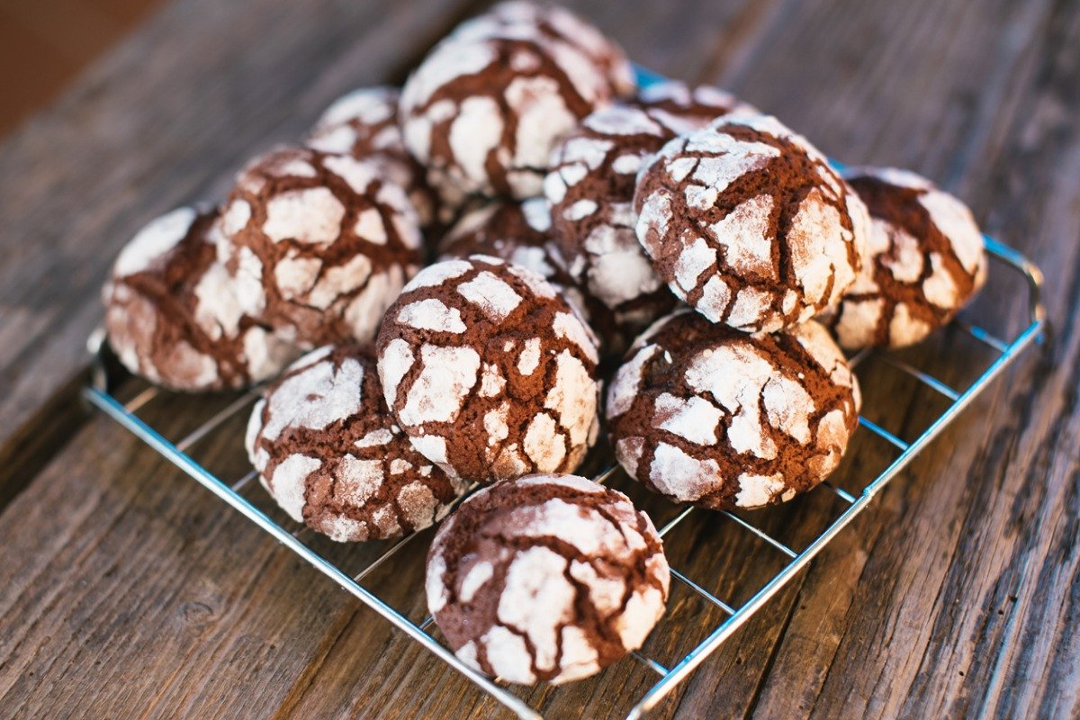 Chocolate Crinkles Cookies