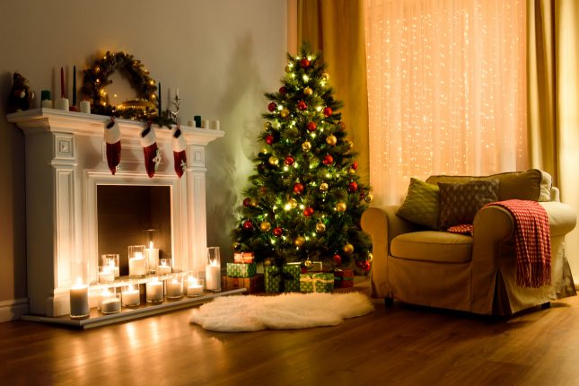 Albero di natale finto