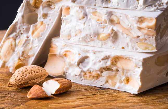 Torrone fatto in casa
