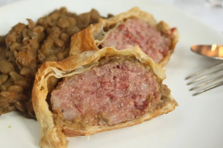 Cotechino in crosta con lenticchie