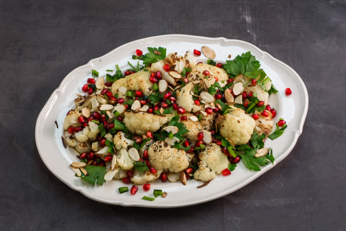 Insalata con cavolfiore e melograno
