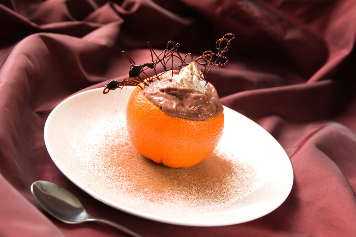 Mousse al cioccolato con arancia e cannella
