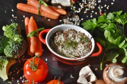 Insalata di riso basmati con verdure