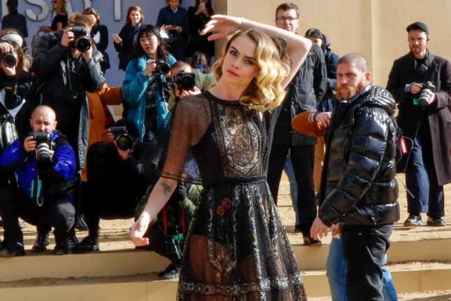 Copia il Look glam rock di Cara Delevingne