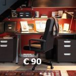 Angolo studio nel sottoscala