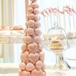 Fondant cake e macaron rosa