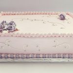 Torta rettangolare a un piano, rosa e lilla