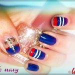 Nail art stile navy
