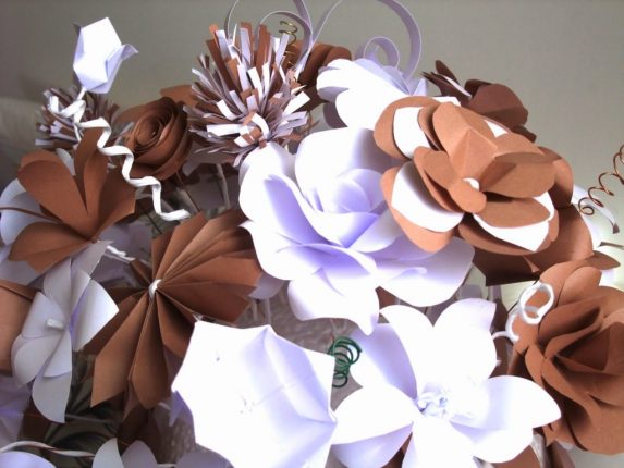 originale e chic bouquet di carta