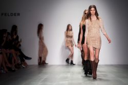 Urban sexy la donna Felder Felder ss 2015