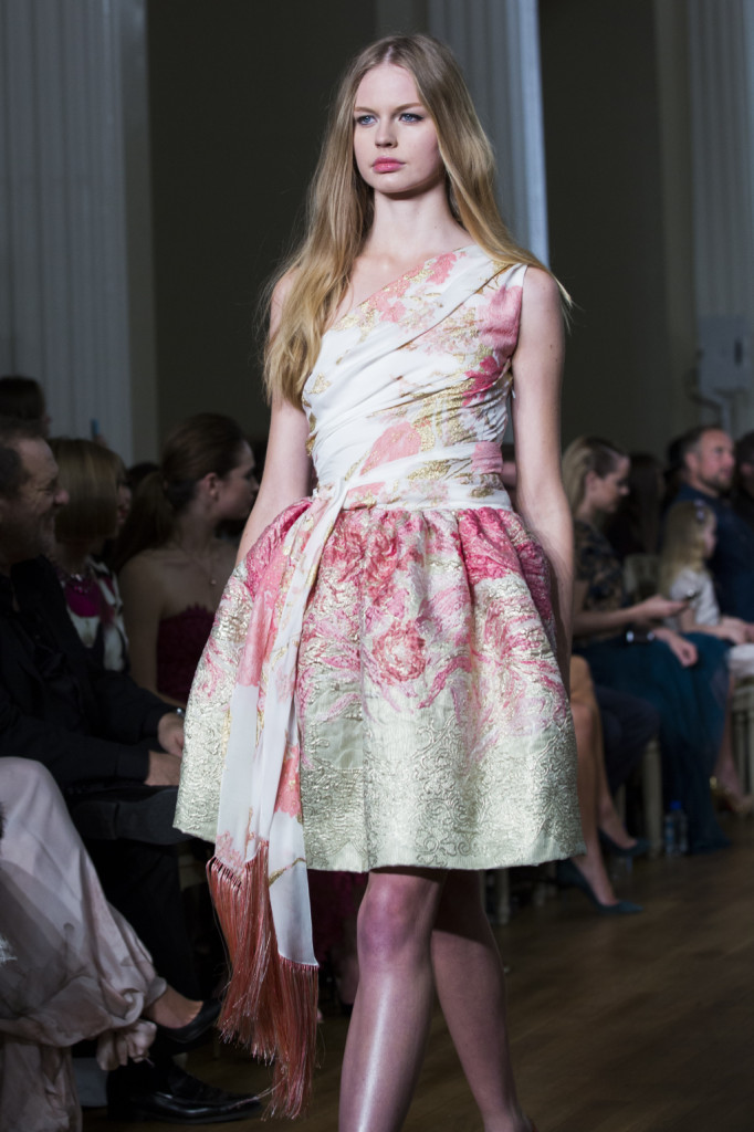 Marchesa: la collezione S/S 2015 alla London Fashion Week ...