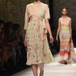 La donna Missoni sembra una ninfa