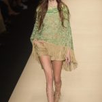 Shorts in camoscio e cappa