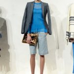 J. Crew, giacca sartoriale, bermuda con trama optical e cappello da pescatore