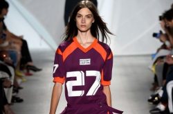 Lacoste: la sfilata S/S 2015 alla NYFW