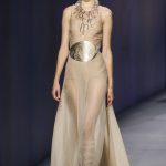 Abito in chiffon beige