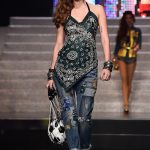 Jean Paul Gaultier : Runway - Paris Fashion Week Womenswear Spring/Summer 2015