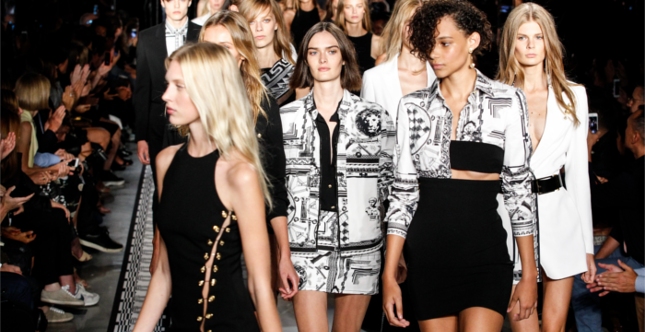 La sfilata Vers Versace ss 2015 alla NYFW