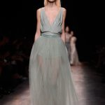 Abito azzurro con tulle