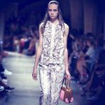 Completo con fiorellini