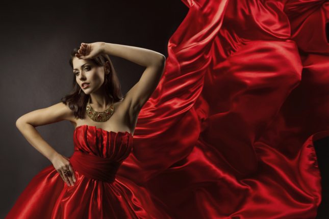 Vestiti da sposa rossi