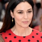 Monica Bellucci: pelle di porcellana