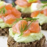 Tartine di salmone