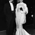 Anita Ekberg insieme ad Anthony Steel nel 1956
