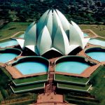 tempio fiore di loto in india