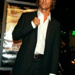 Matthew McConaughey sul red carpet di We Are Marshall