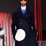 Eudon giacca doppiopetto blu con dettaglio geometrico