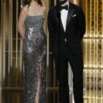 Dakota Johnson e Jamie Dornan sul palco dei Golden Globe Awards