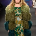 Anna Sui pelliccia oversize in tutte le sfumature del verd