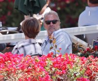 Black Or White, l'impegnativo ritorno di Kevin Costner (il trailer)