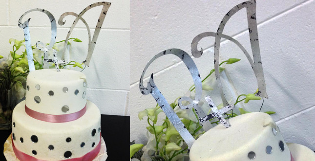 Cake topper by Bluemilia studio