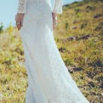 abito da sposa in pizzo del brand Daughters-of-Simone