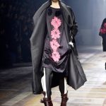Lanvin abito con stampa flioreale e berretto