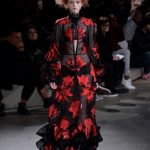 Alexander McQueen abito lungo con decori floreali