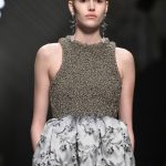 Balenciaga ampia gonna con decori floreali e corpetto shining