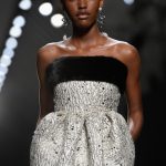 Balenciaga corpetto con dettaglio fur sul bordo