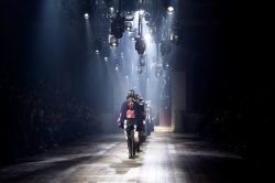 Sfilata Lanvin Parigi Fashion Week
