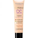 La CC Cream di Bourjois è perfetta, ha un potere idratante di 12 ore e anche un fattore di protezione dai raggi UV.