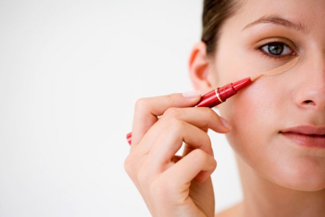 Beauty routine: 6 usi strategici del correttore