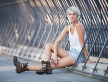 beauty-trend-i-capelli-si-portano-grigi