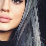 Beauty trend: i capelli si portano grigi