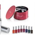 Altri marchi ai quali affidarsi più comunemente reperibili sono KIKO, L’Oréal, Euphidra, Yves Rocher (che ha anche una linea totalmente bio), e il marchio italiano Mediterranea Makeup.